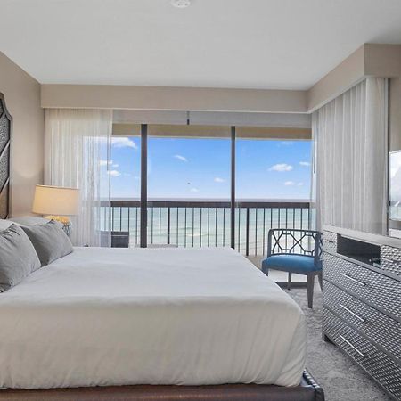 Luxury Oceanfront 2 Bedroom Apartment At Waikiki Beach Tower Honolulu Buitenkant foto