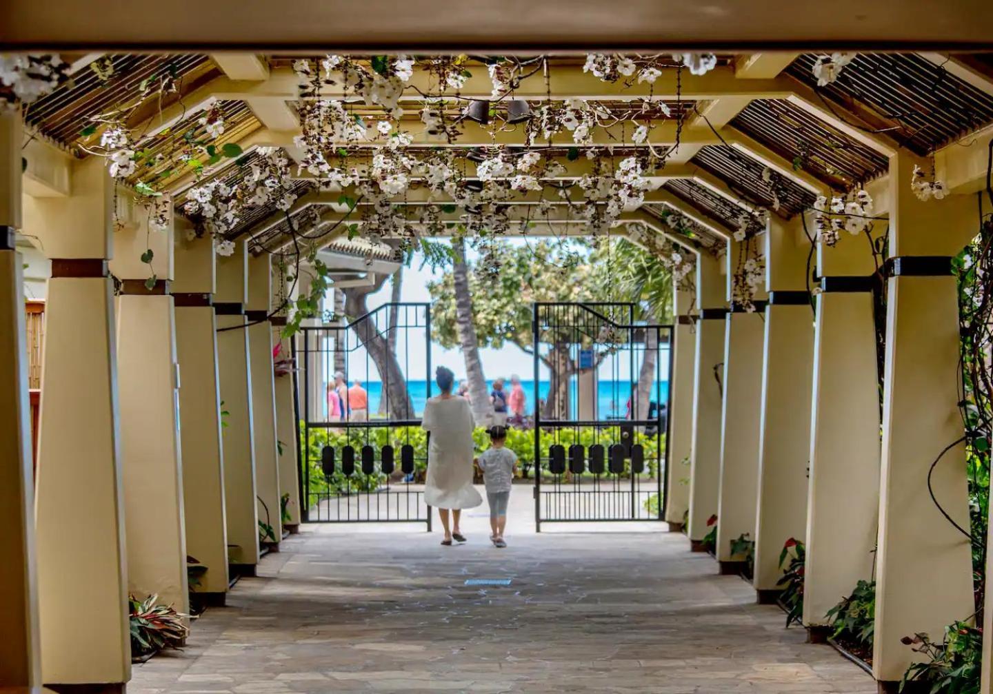 Luxury Oceanfront 2 Bedroom Apartment At Waikiki Beach Tower Honolulu Buitenkant foto