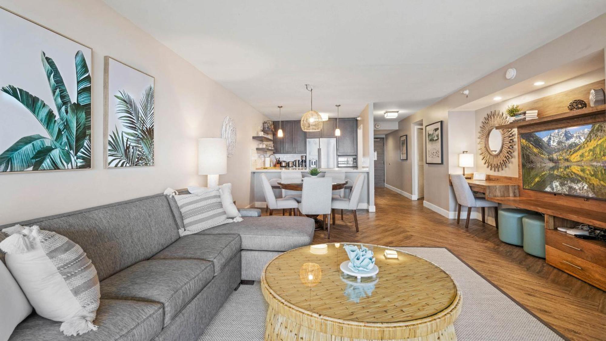 Luxury Oceanfront 2 Bedroom Apartment At Waikiki Beach Tower Honolulu Buitenkant foto
